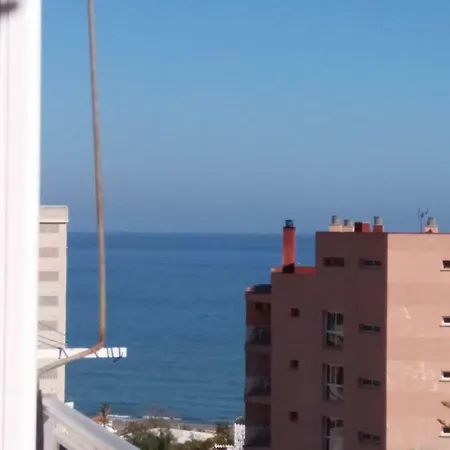 Estudio Con Terraza, Vistas Al Mar Y Piscina.